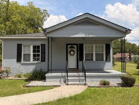 4612 Cromer Ave - Photo 1 of 1