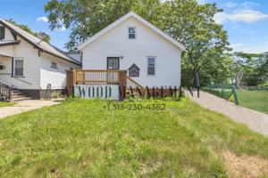 featured image of 450 Algonquin St