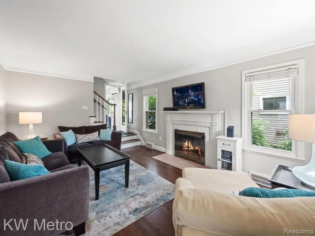 21530 Olmstead St - Photo 5 of 18