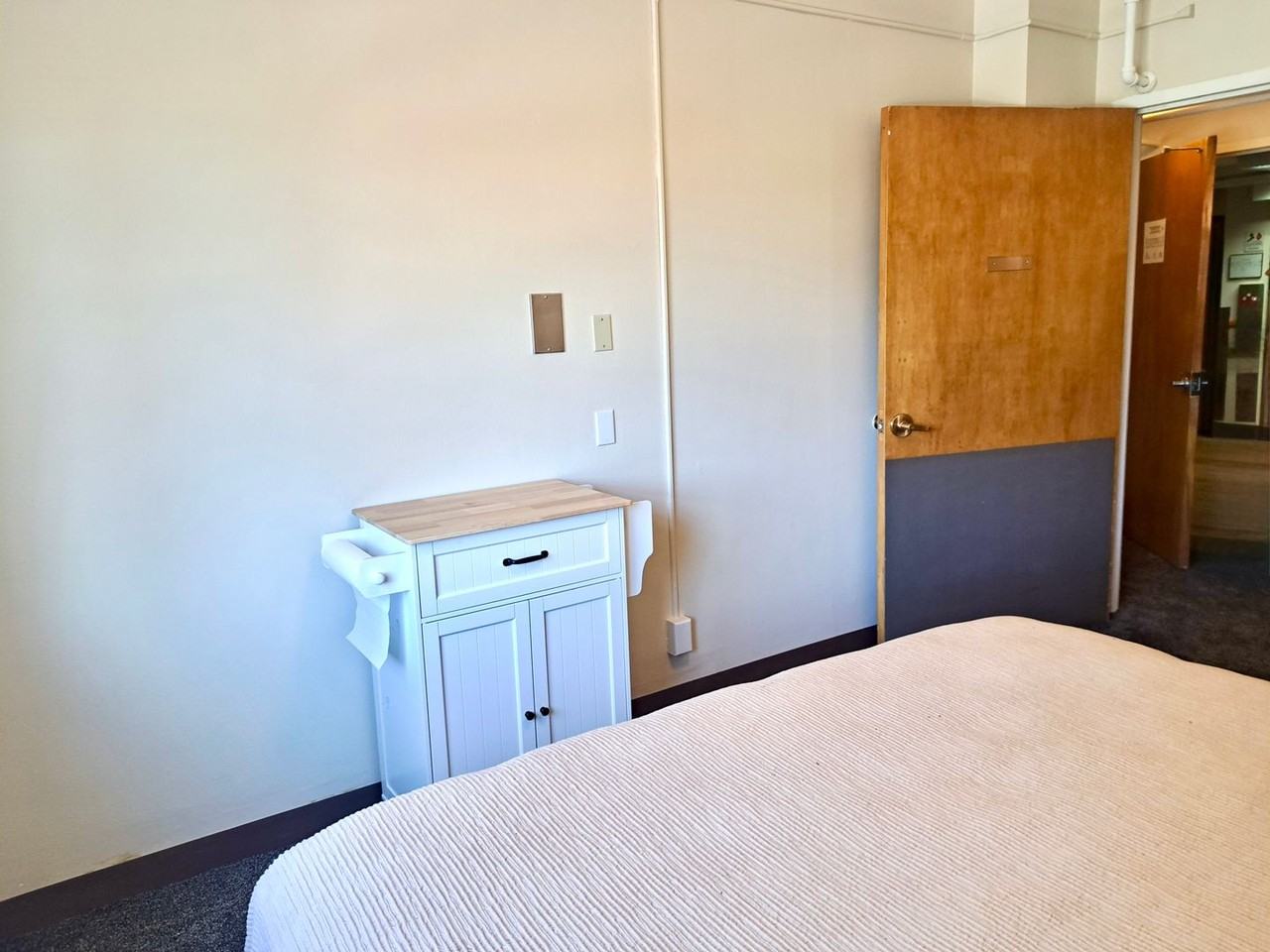 3959 Sheridan Ave #210 - Photo 6 of 12