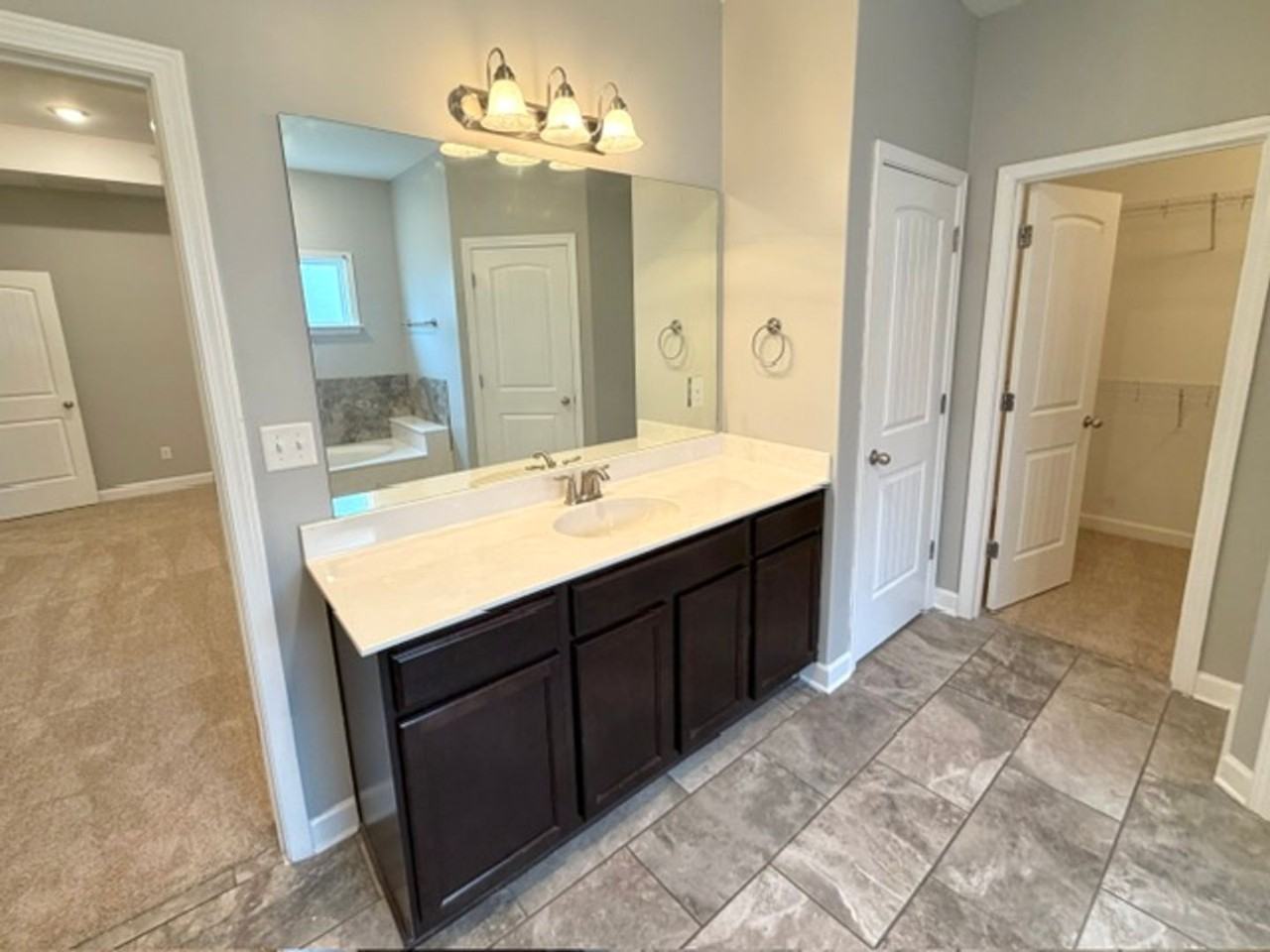 8618 Ainsley Cv - Photo 6 of 12