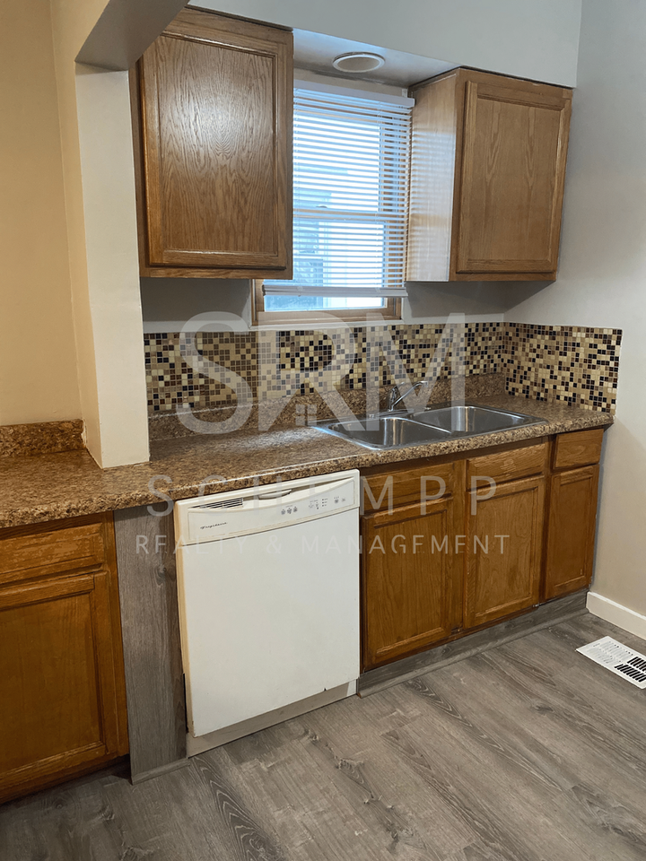 3232 W Muhammad Ali Blvd - Photo 7 of 25