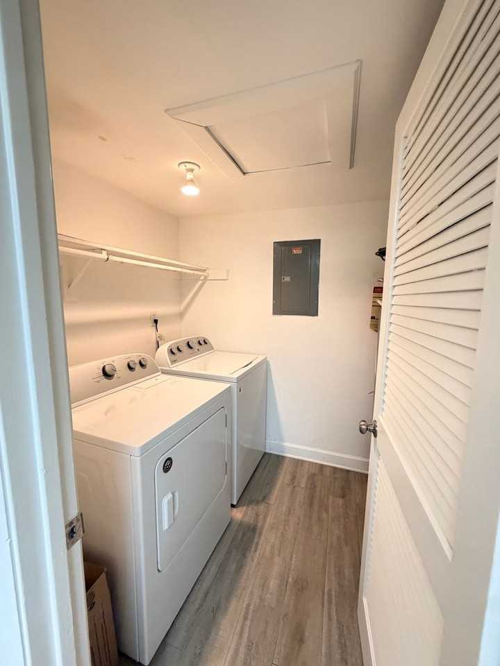 34 Arbor End Se - Photo 5 of 17