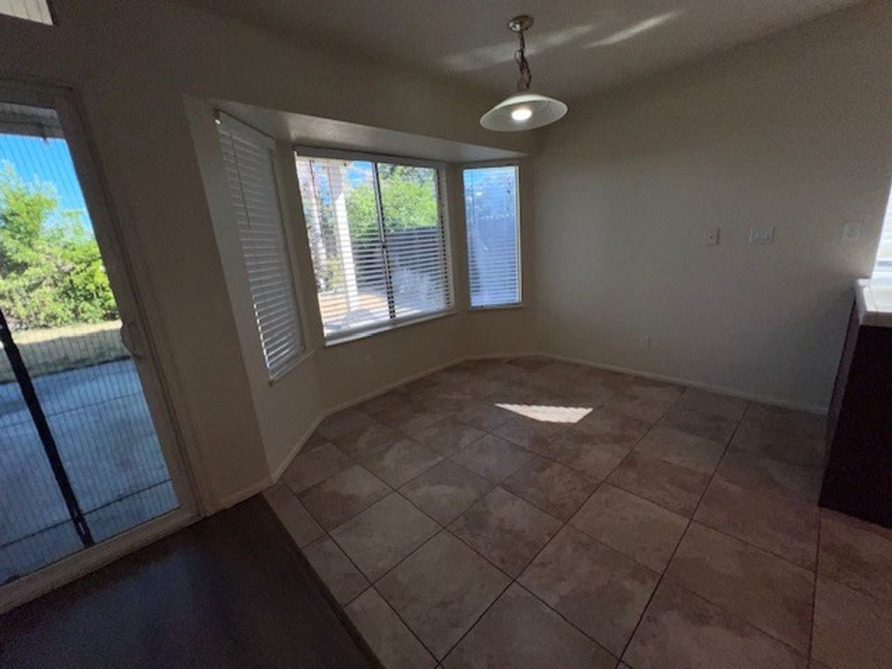 8848 Hiddenspring Way - Photo 6 of 14