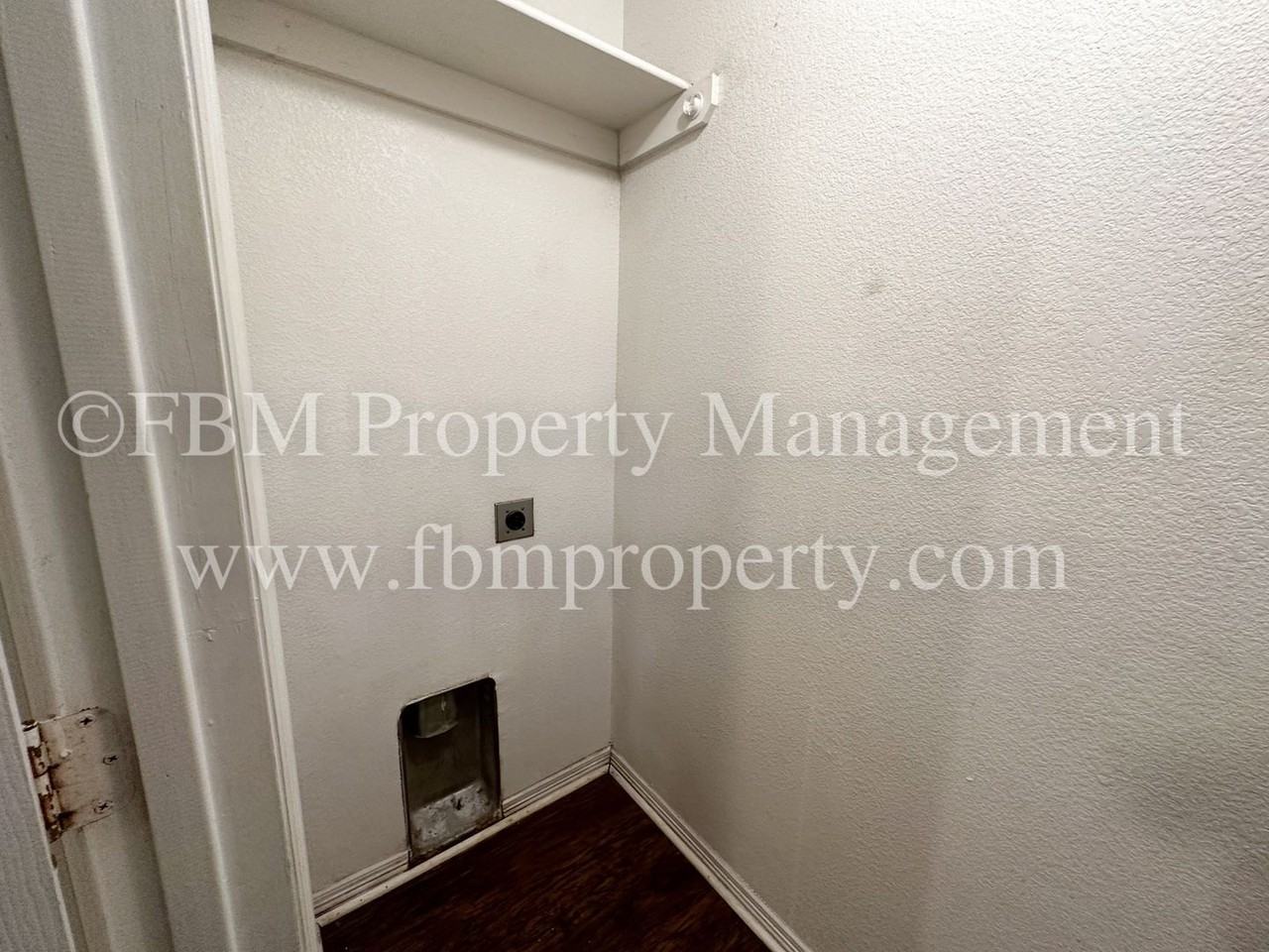 1510 Drexel Dr - Photo 7 of 16