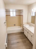 featured image of 1201 E Lakeside Ave