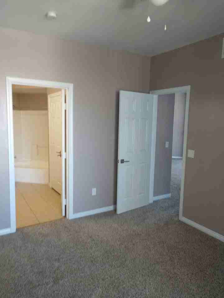 7115 S Durango Dr - Photo 4 of 11