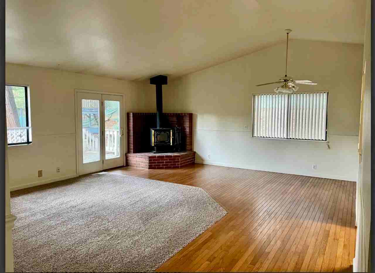 17519 Alexandra Way - Photo 4 of 17