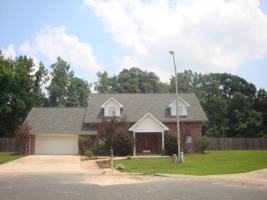 featured image of 170 Zoe Dr