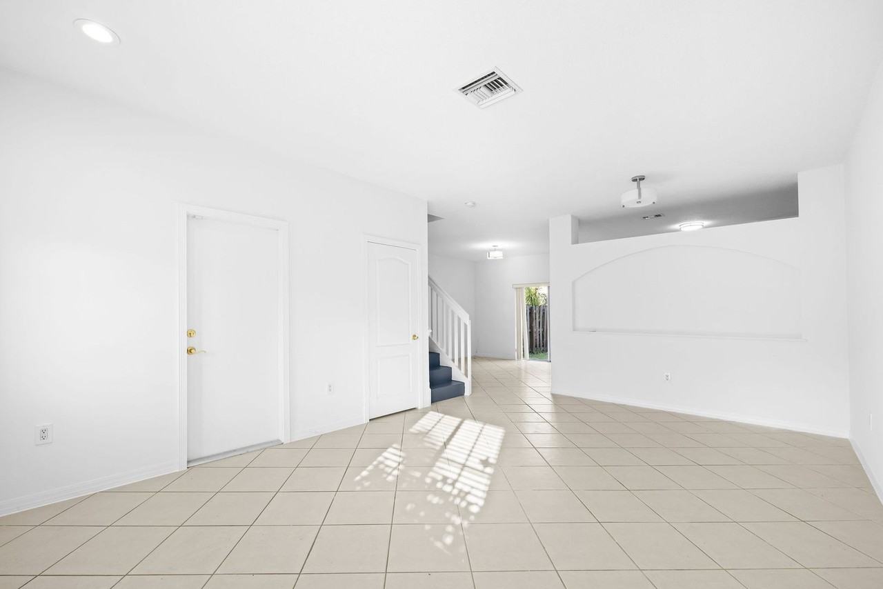 14261 Sw 126th Pl - Photo 6 of 45