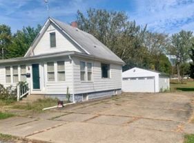 1345 Kellogg Ave - Photo 1 of 1