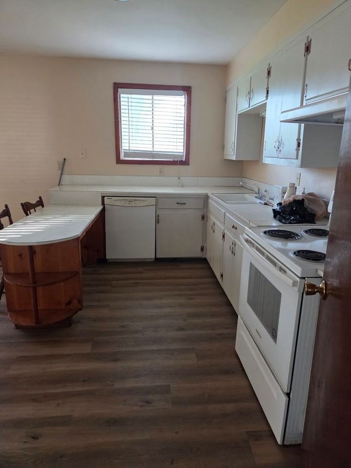 2314 Sauvelle Dr - Photo 5 of 9