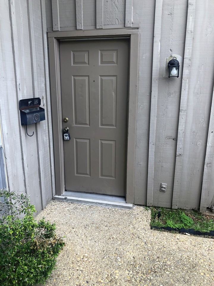 6809 Alford Dr - Photo 2 of 15
