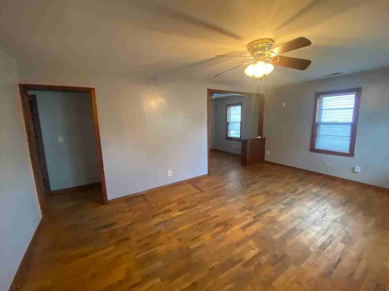507 N Meridian Ave - Photo 2 of 24