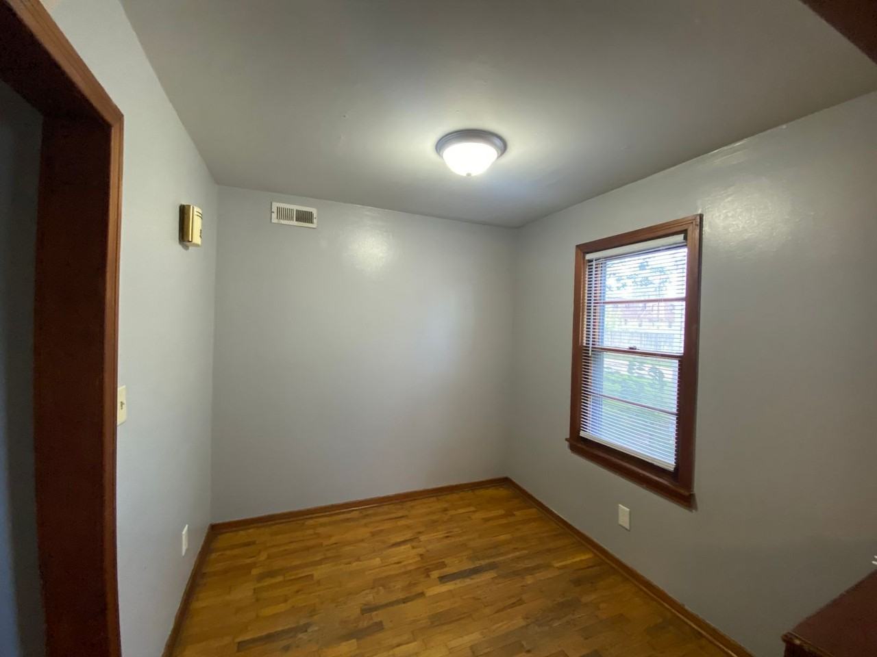 507 N Meridian Ave - Photo 3 of 24