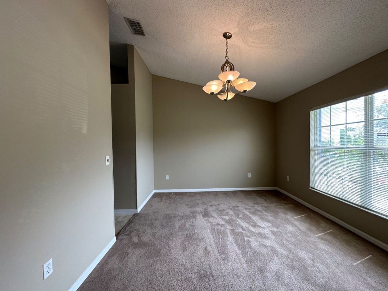 2932 Foraker Way - Photo 6 of 26