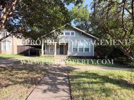 featured image of 604 W Knox St