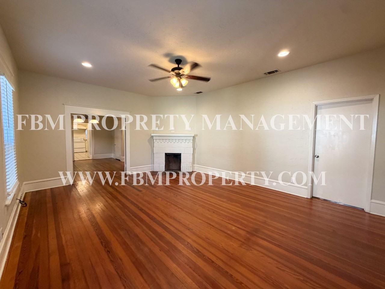 604 W Knox St - Photo 5 of 25
