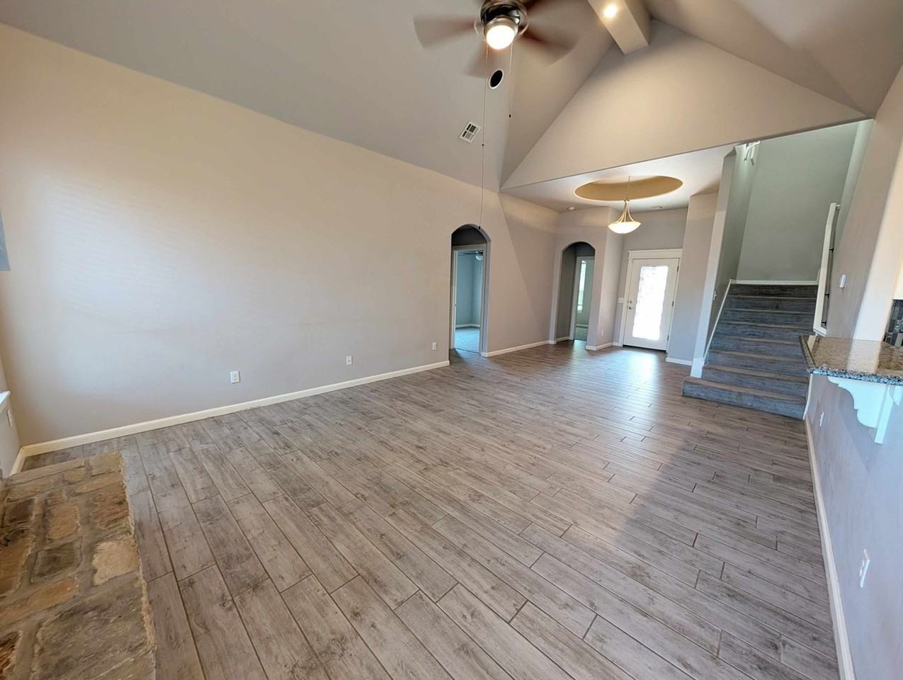 2349 Santa Monica St - Photo 3 of 19