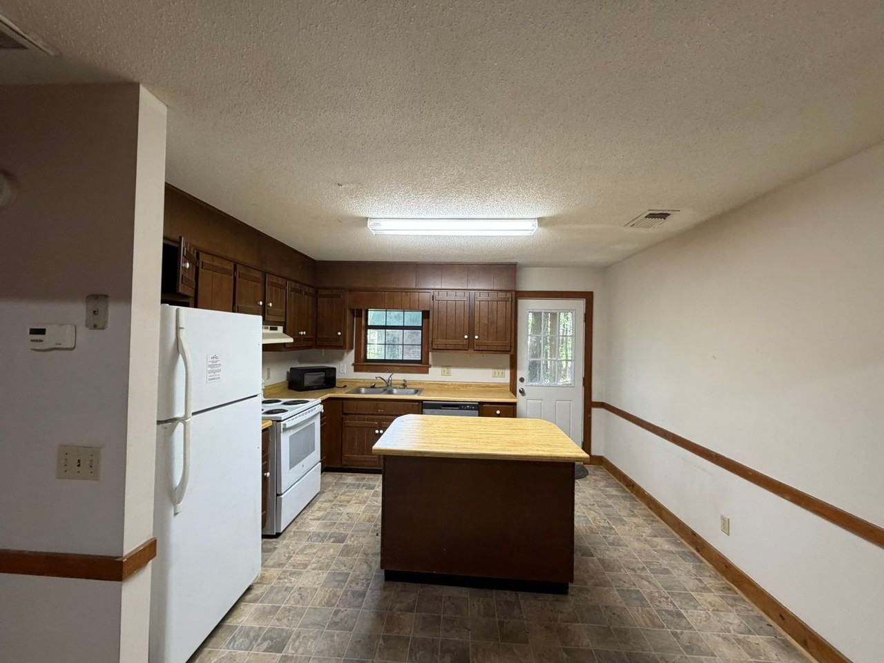 303 Stepping Stone Ct - Photo 4 of 11