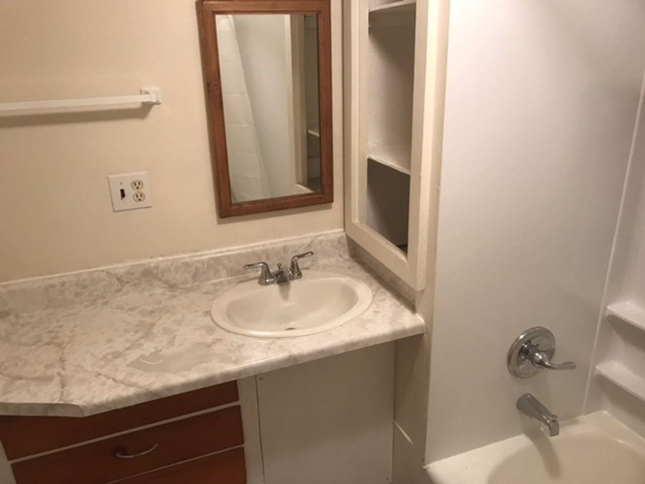 4110 Ryan Ave - Photo 7 of 12