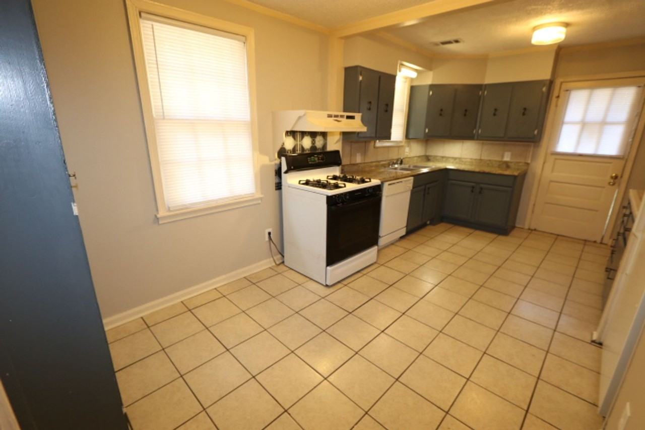 4291 Zelda Ln - Photo 4 of 12