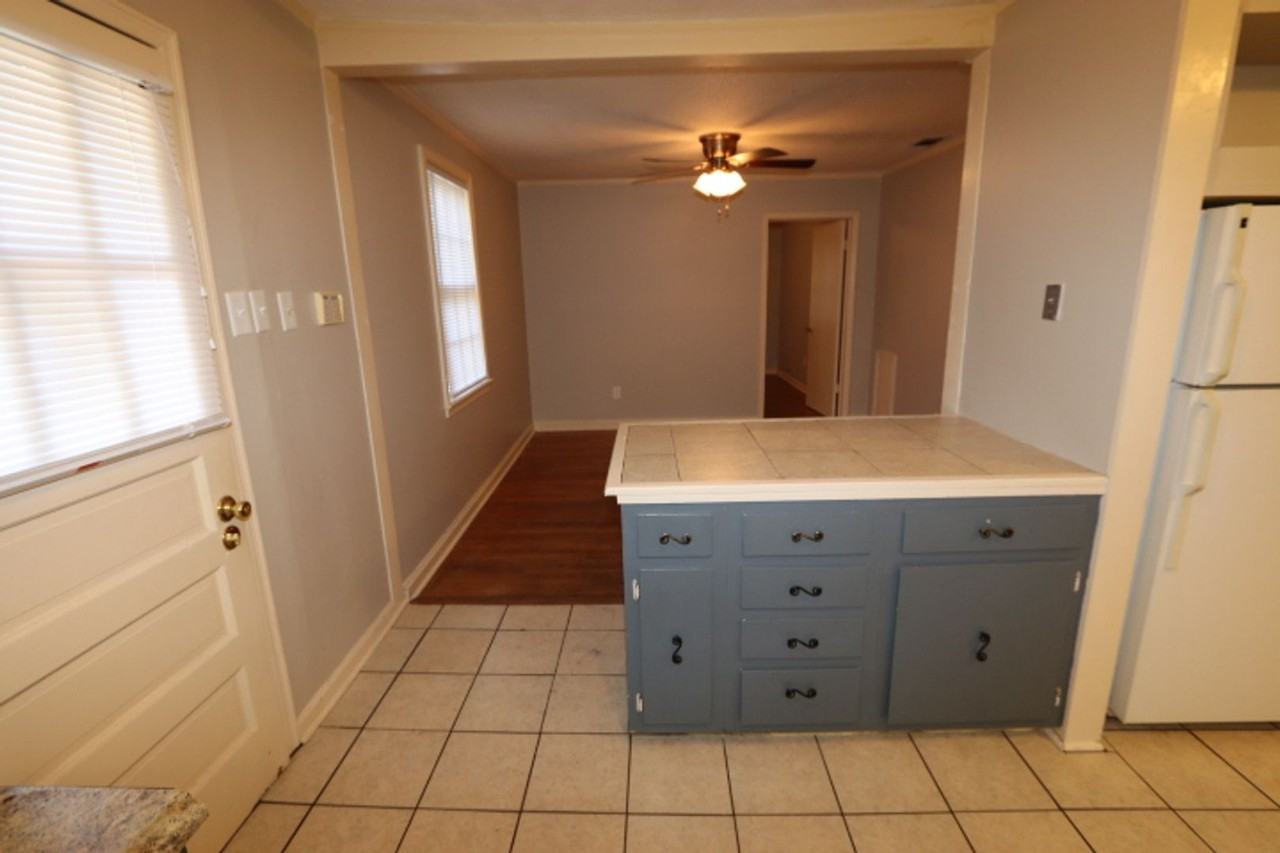 4291 Zelda Ln - Photo 5 of 12