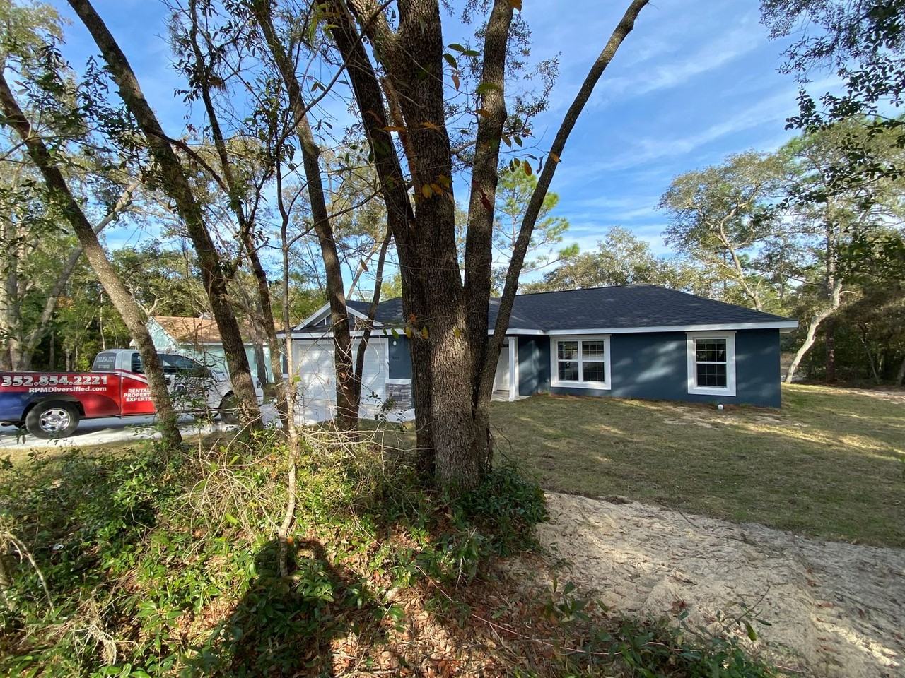 9205 N Elkcam Blvd - Photo 2 of 33