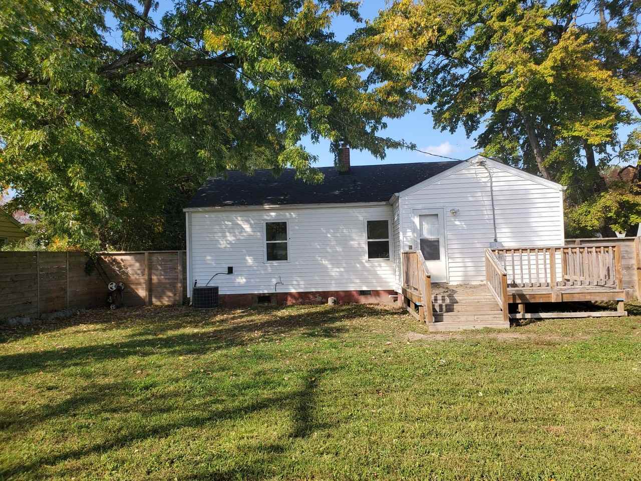 518 Randolph Rd - Photo 2 of 5