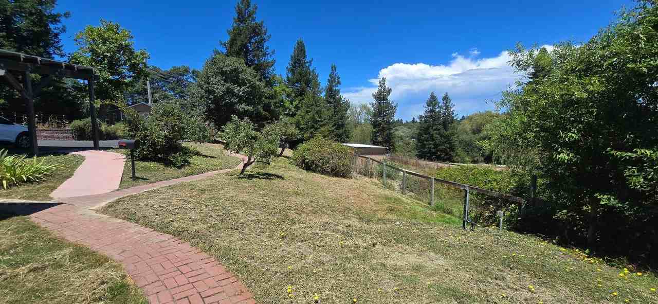 105 Watertrough Rd - Photo 6 of 21