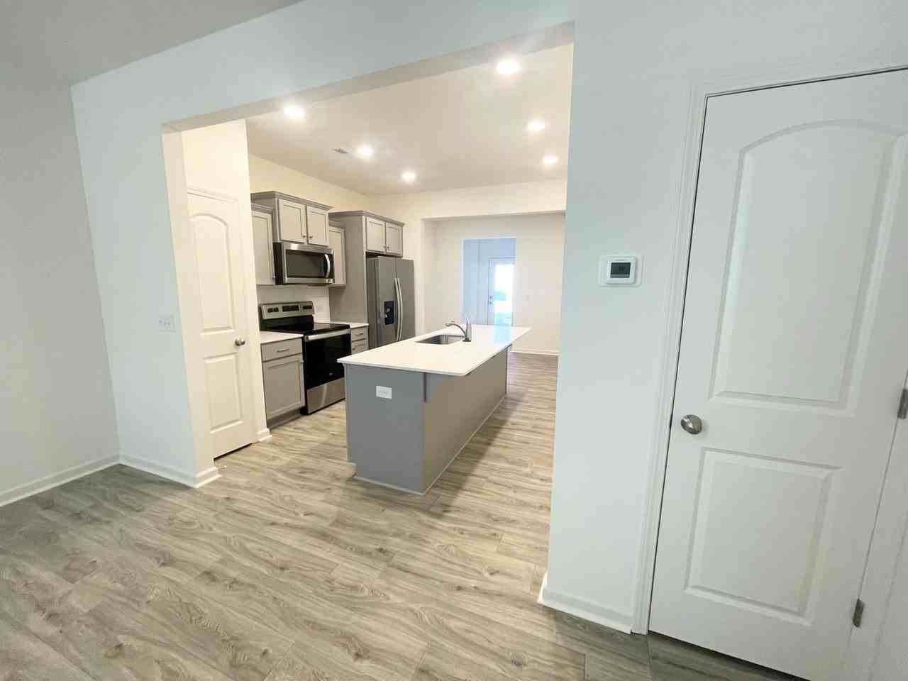 1009 Pine St #B - Photo 6 of 22