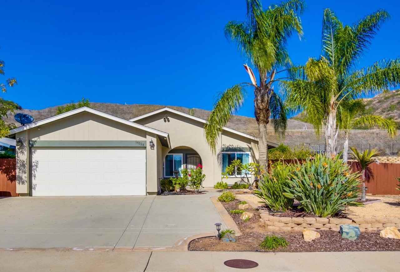 14524 Dehia St - Photo 3 of 34