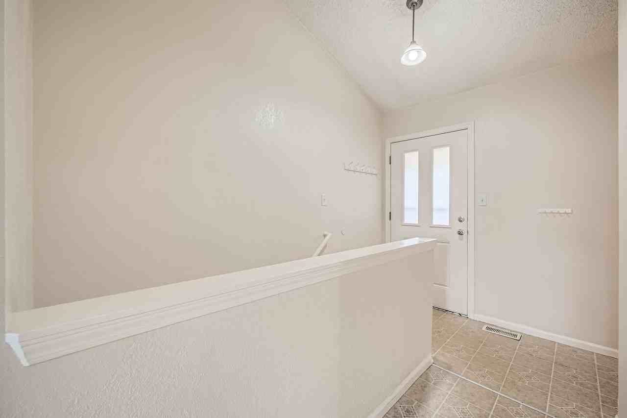 4543 Lamplighter Cir - Photo 6 of 30