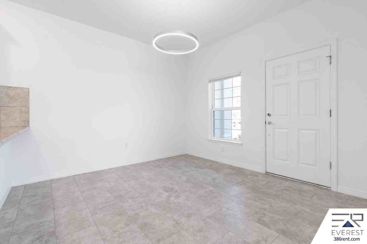 22 Pony Ln #A - Photo 5 of 32
