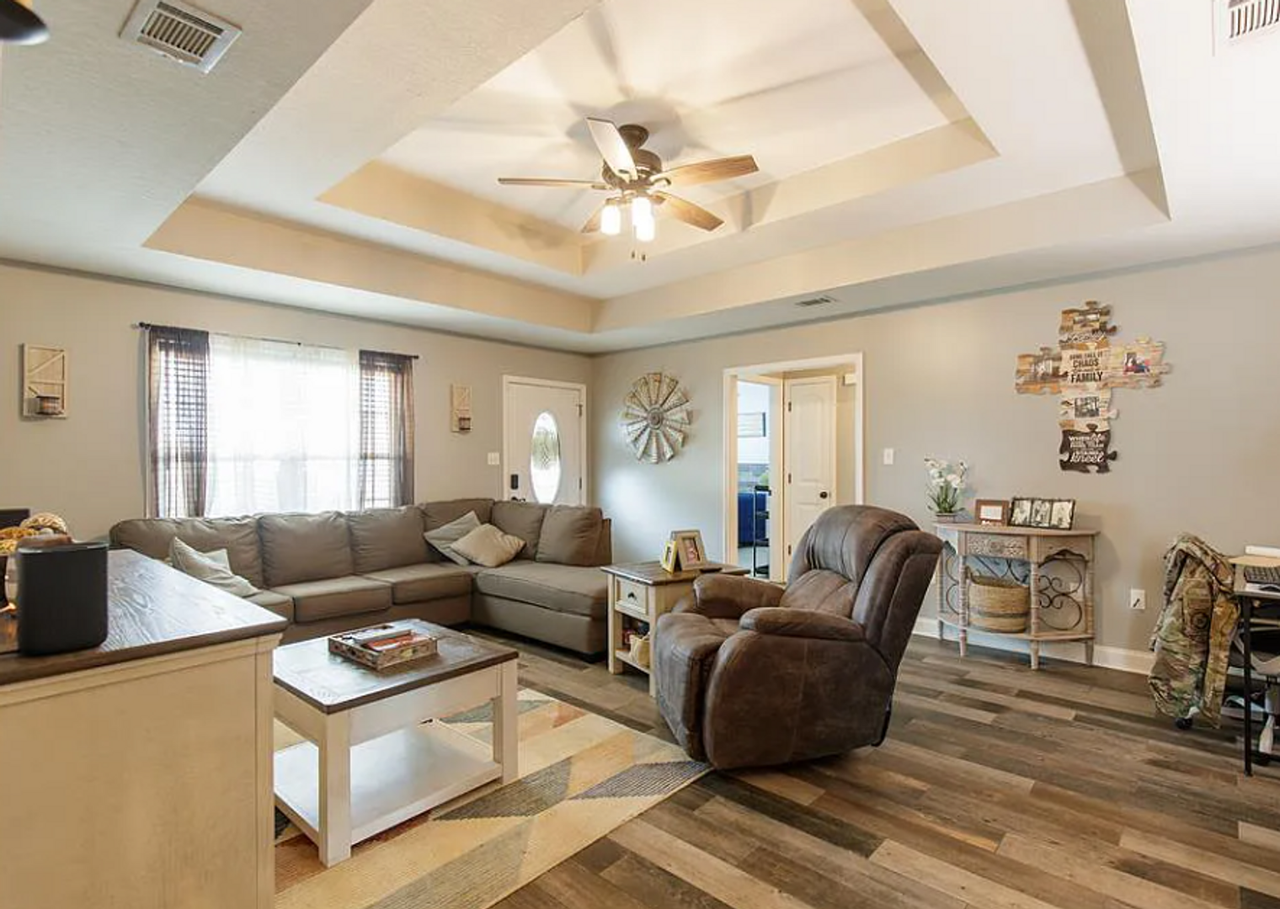 5084 Branch Point Dr - Photo 3 of 14
