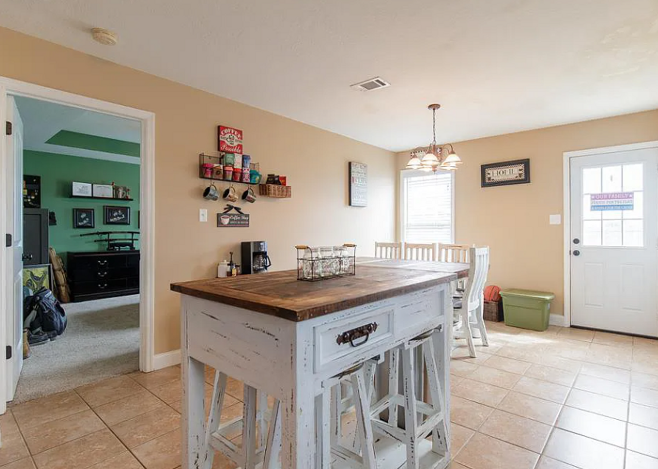 5084 Branch Point Dr - Photo 7 of 14