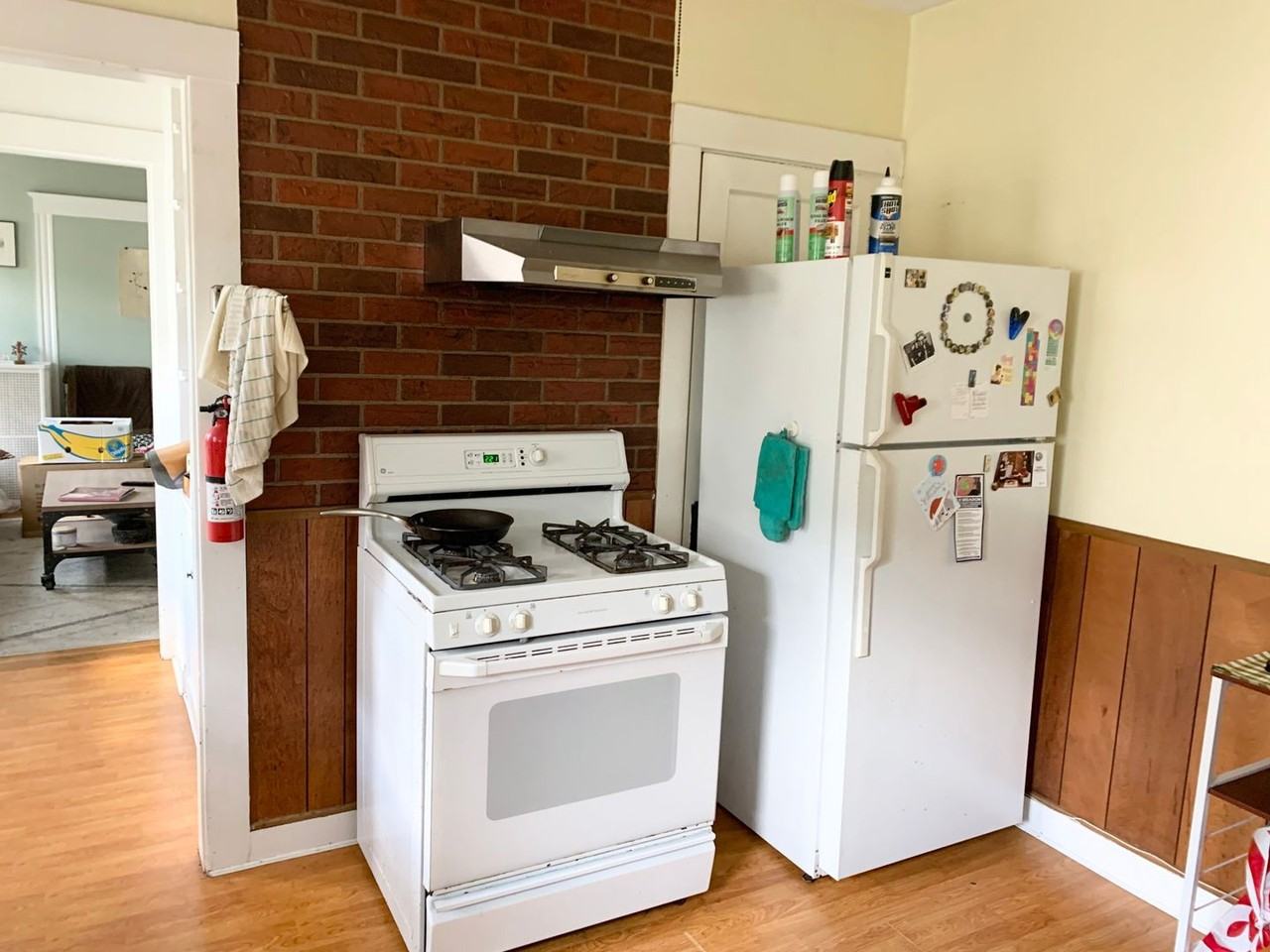 92D Hobart St - Photo 5 of 17