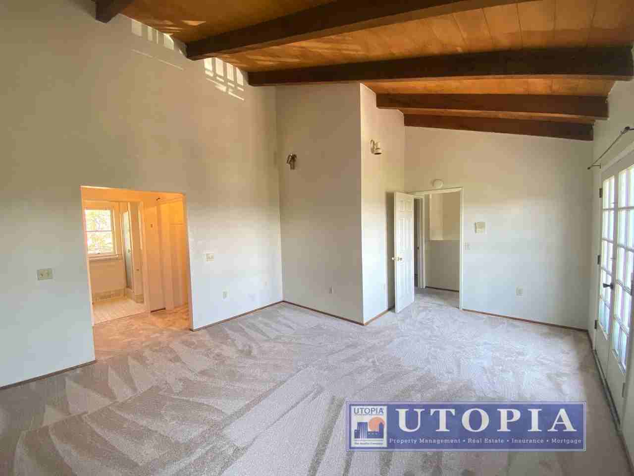 304 Main St - Photo 2 of 23