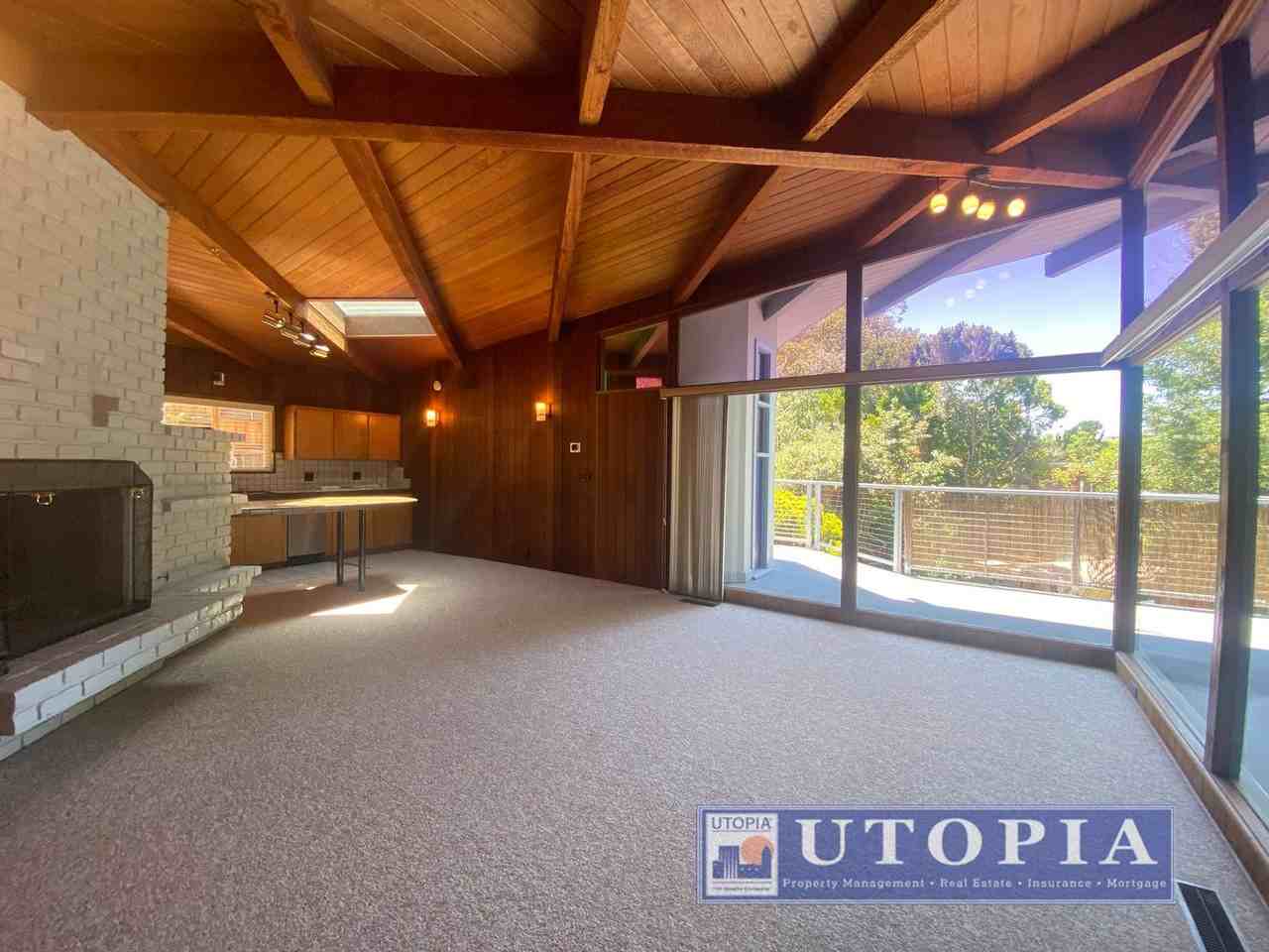 215 Blackpoint Ln - Photo 7 of 21