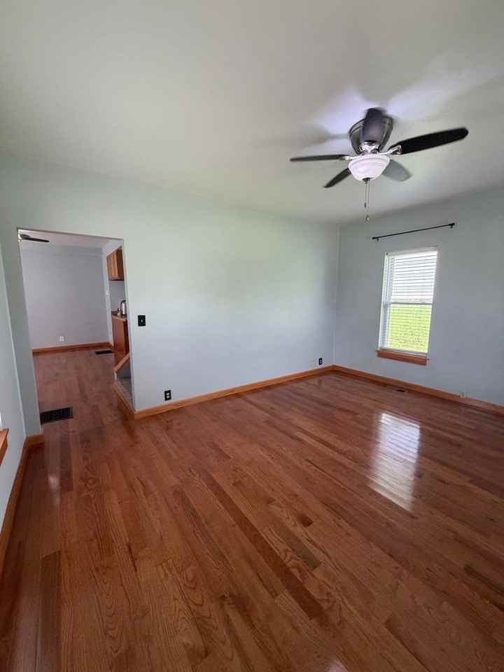 1323 N 3rd St - Photo 2 of 21