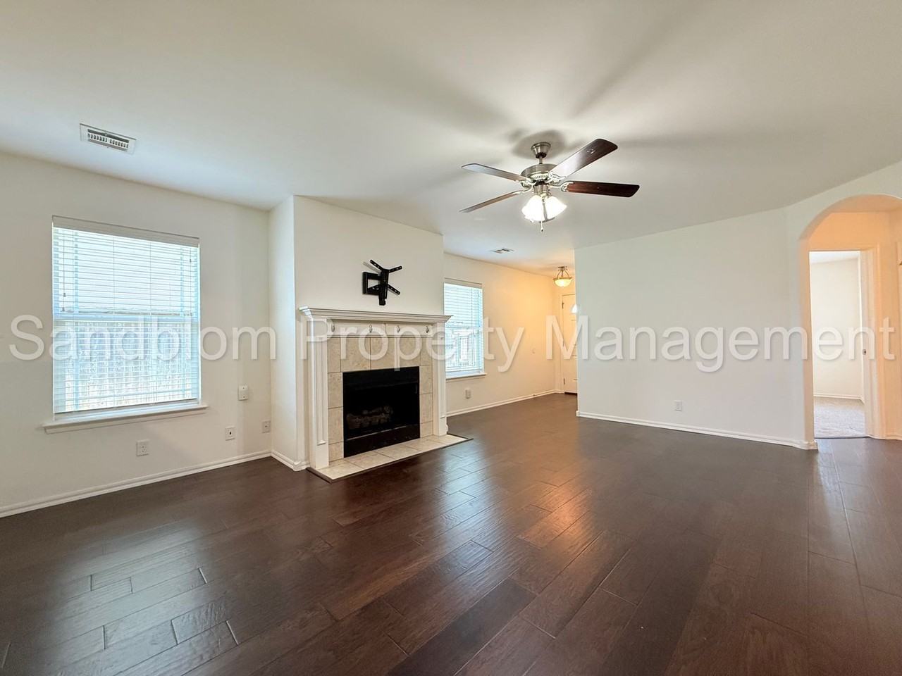 3912 W 104th Ct S - Photo 5 of 26