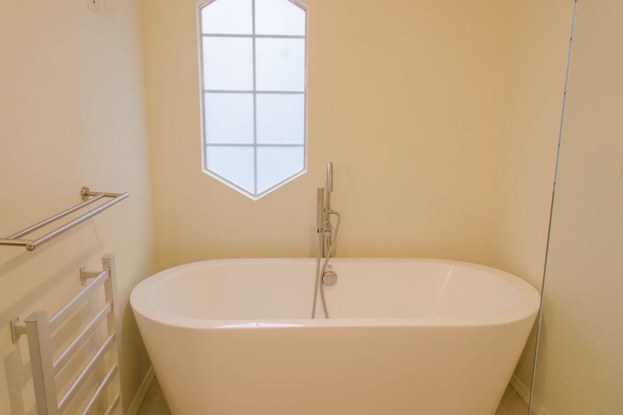 23954 Se 42nd Pl - Photo 5 of 38