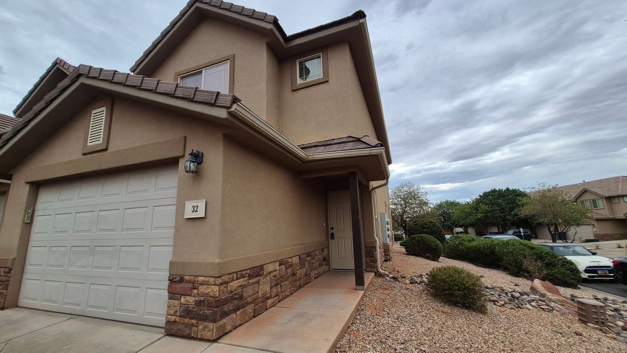 1000 E Bluff View Dr #32