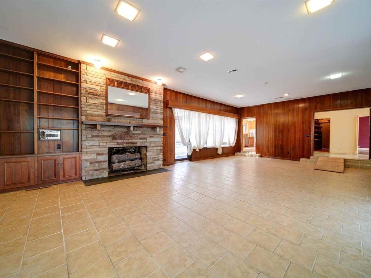 910 Basilwild Dr - Photo 6 of 21