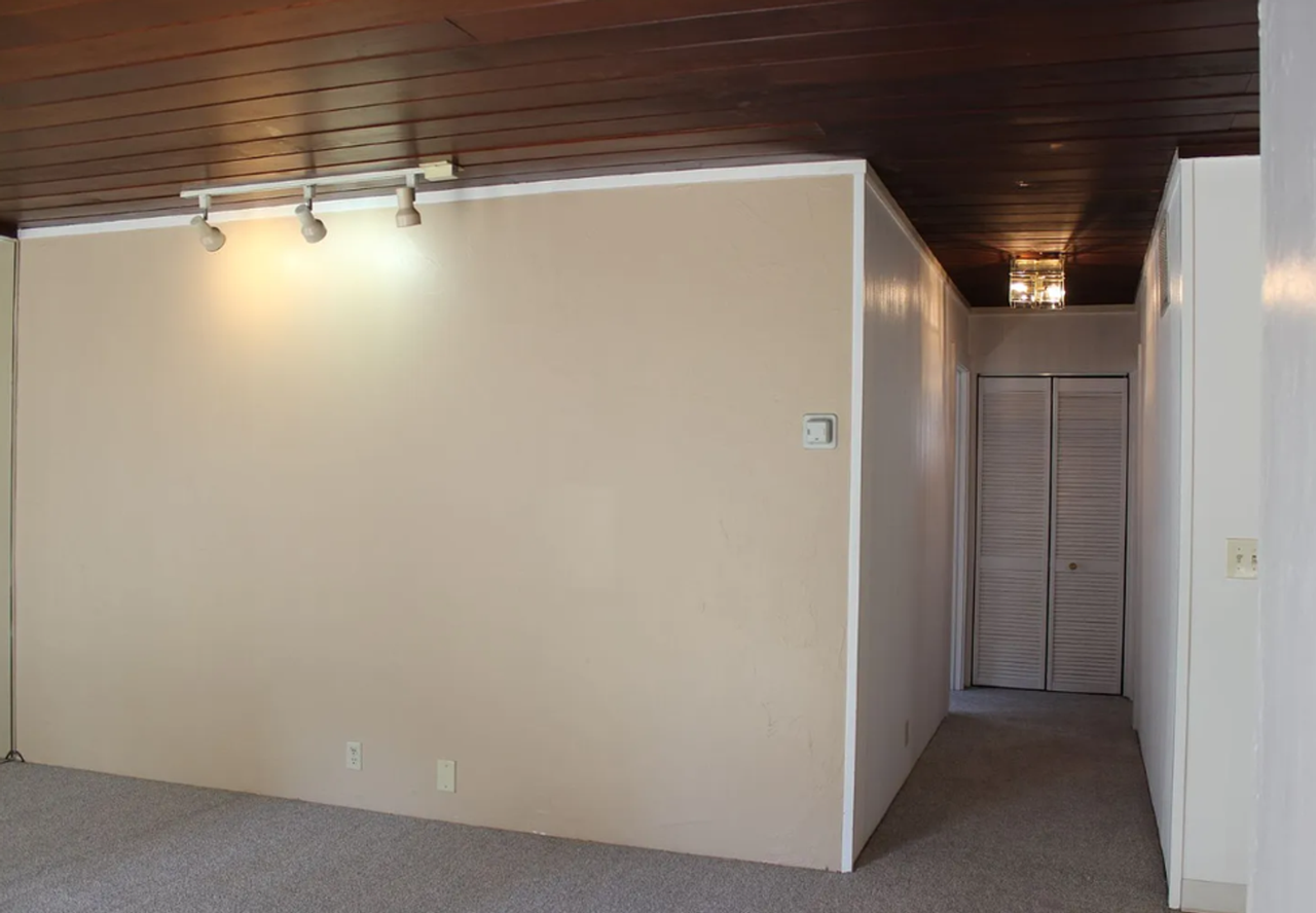 1436 Hillside Dr - Photo 5 of 8