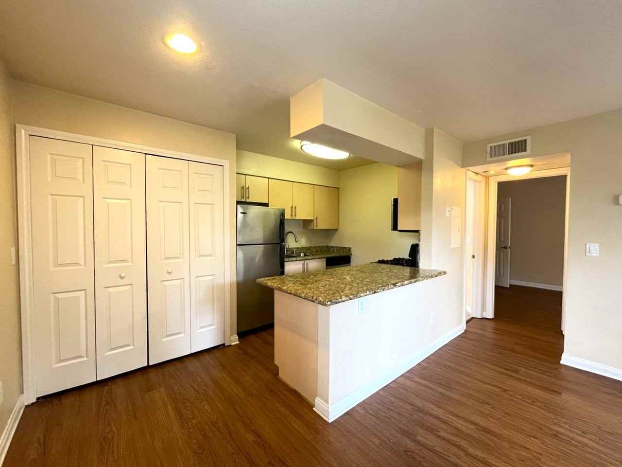 2160 Highpointe Dr #112 - Photo 3 of 25