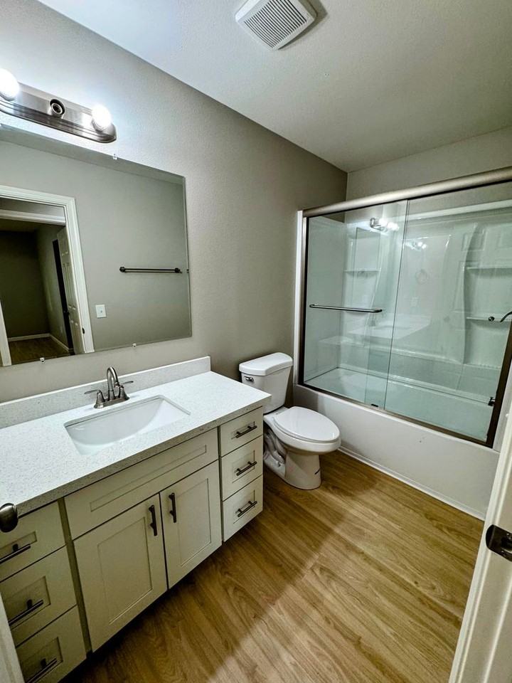16116 MISSLETOE LN - Photo 5 of 19