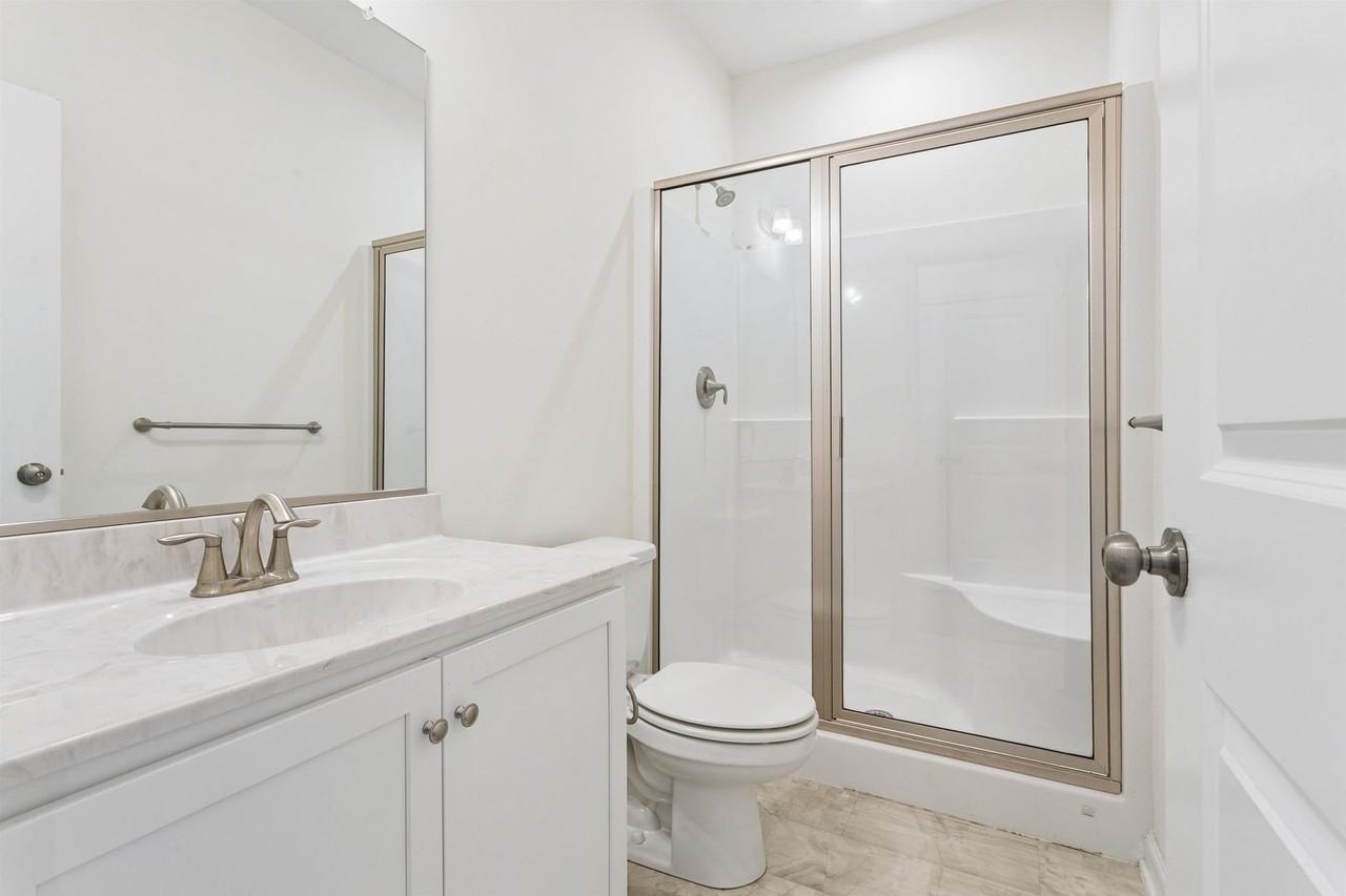1550 Green Hill St - Photo 5 of 28