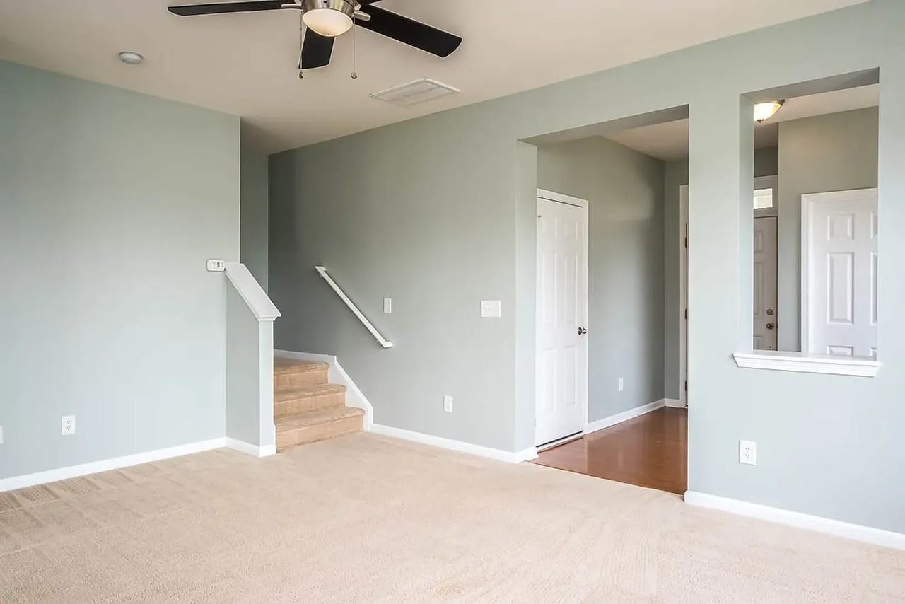 1001 Remington Oaks Cir - Photo 6 of 14