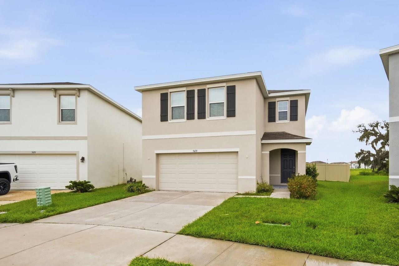 5635 Hollingworth Trl - Photo 2 of 33
